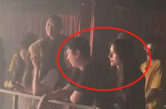 抖音网红王大炮吃瓜是谁,揭秘抖音网红王大炮吃瓜背后的故事